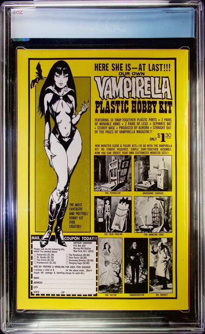 Vampirella Annual #1 NN (1972) CGC 9.0 VF/NM WHITE Warren Pub Origin Retold